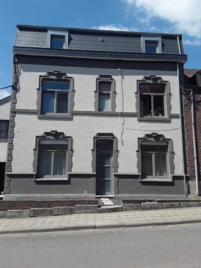Hebergement Les Heros Liège Dış mekan fotoğraf